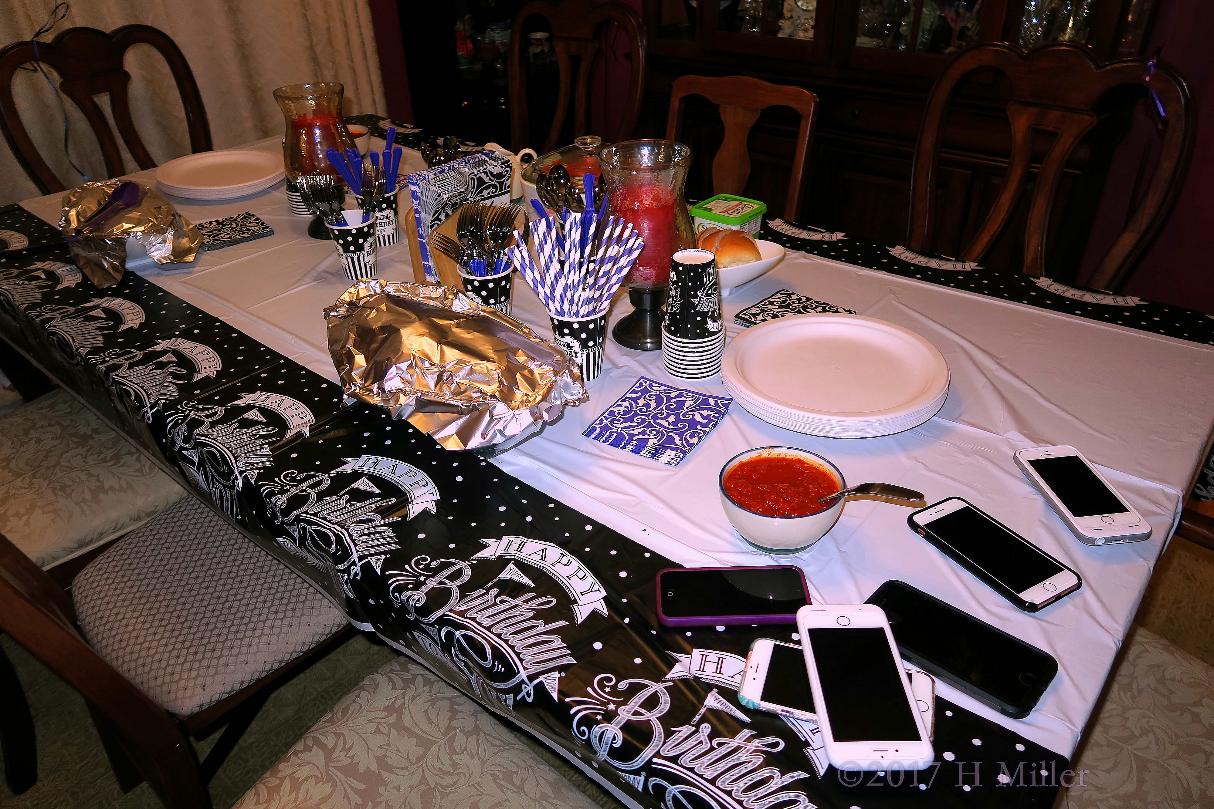 Yummy Snacks And Dinner Are Ready! Yummy Snacks And Dinner Are Ready!