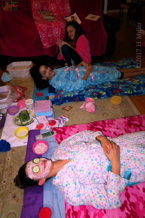 See! They Are Really Enjoying Having Facials For Girls Together, All In A Row! See! They Are Really Enjoying Having Facials For Girls Together, All In A Row!