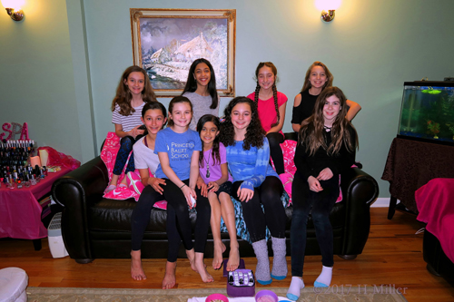 Smiling Girls At The Spa Birthday Party Smiling Girls At The Spa Birthday Party