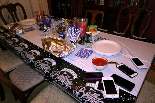 Yummy Snacks And Dinner Are Ready! Yummy Snacks And Dinner Are Ready!