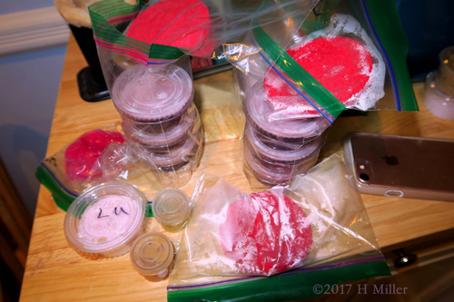 Super Cool Kids Crafts ToTake Home From The Kids Spa! Super Cool Kids Crafts ToTake Home From The Kids Spa!