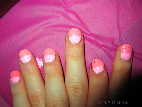 Very Pretty Pink And Peach Girls Manicure Shade