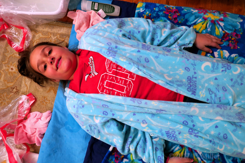 Waiting For Her Girls Facial Waiting For Her Girls Facial