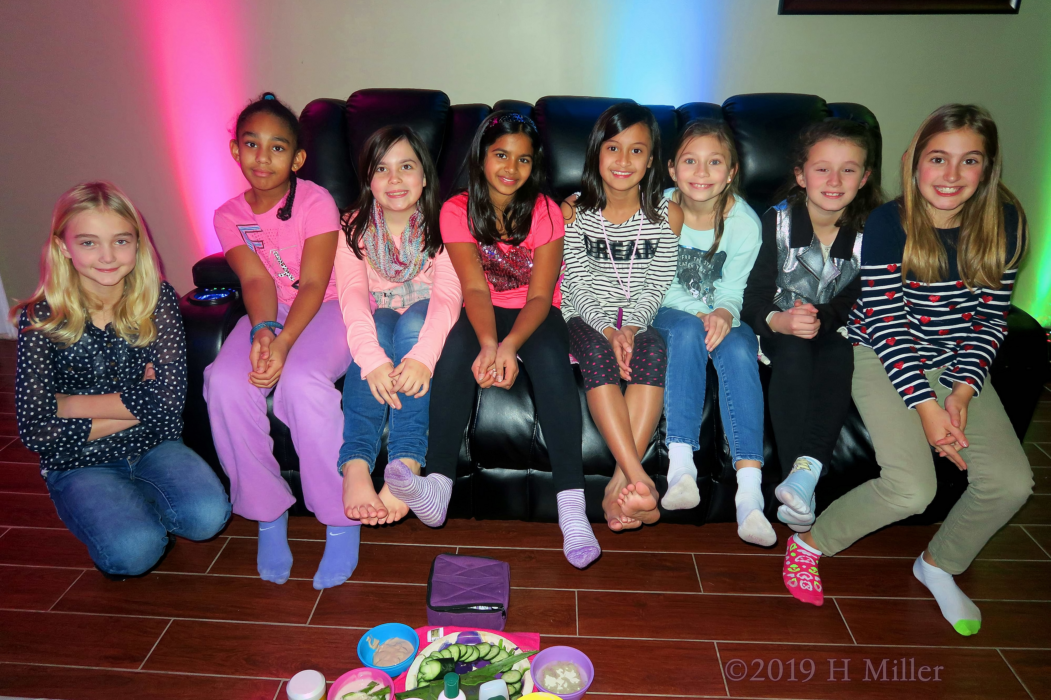 Smiling Girls At The Spa Birthday Party Smiling Girls At The Spa Birthday Party