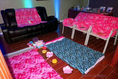 Facial For Girls Area Is Ready Facial For Girls Area Is Ready