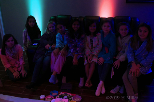 Isabelle With Her Friends At The Spa For Girls! Isabelle With Her Friends At The Spa For Girls!