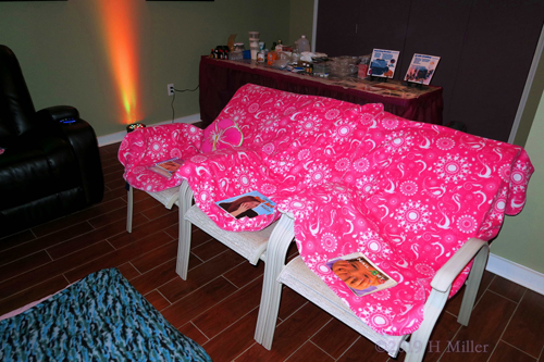 Nail Art Books Are Bursting With Fun Ideas Nail Art Books Are Bursting With Fun Ideas