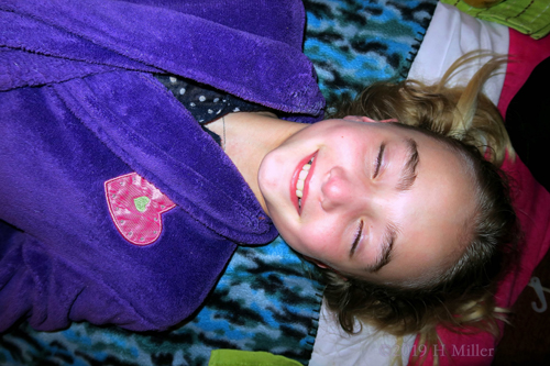 She Is About To Start Her Girls Facial She Is About To Start Her Girls Facial