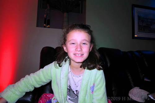 Smiling Guest Posing For Pictures Smiling Guest Posing For Pictures