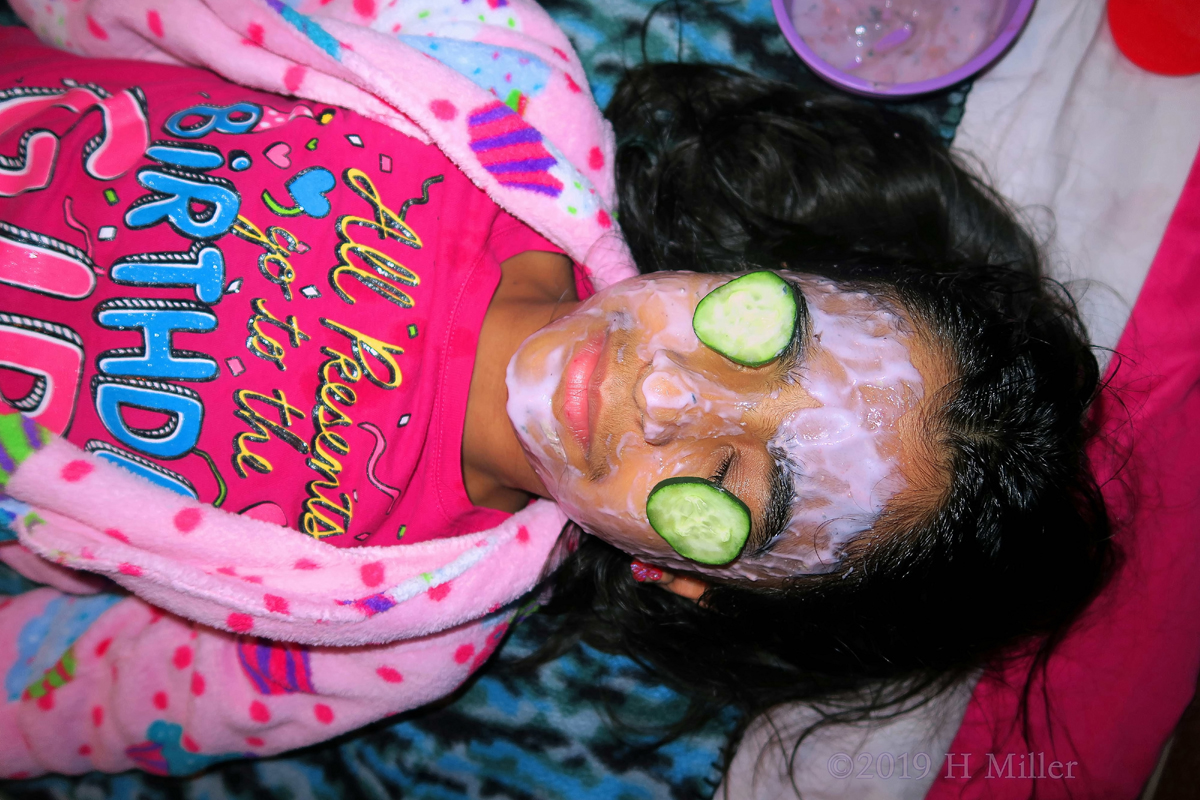Girls Facials At The Spa Party! The Cuke Is Falling Off! 