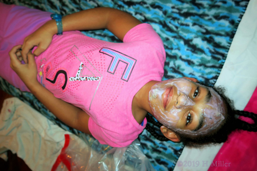 Facial For Girls At The Spa Birthday Party Facial For Girls At The Spa Birthday Party