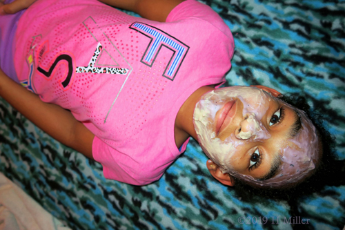 Facial For Girls In Progress! Facial For Girls In Progress!