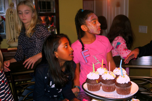 Girls Are Waiting For The Cupcakes