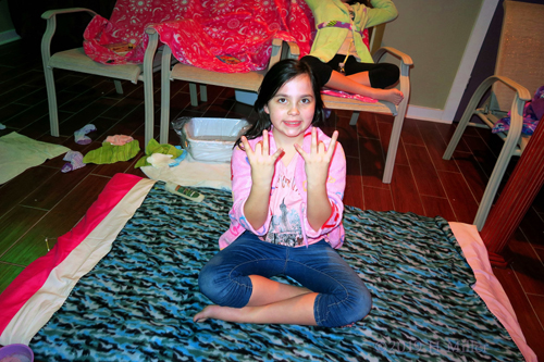 She Is Giving A Pose For The Picture! She Is Giving A Pose For The Picture!