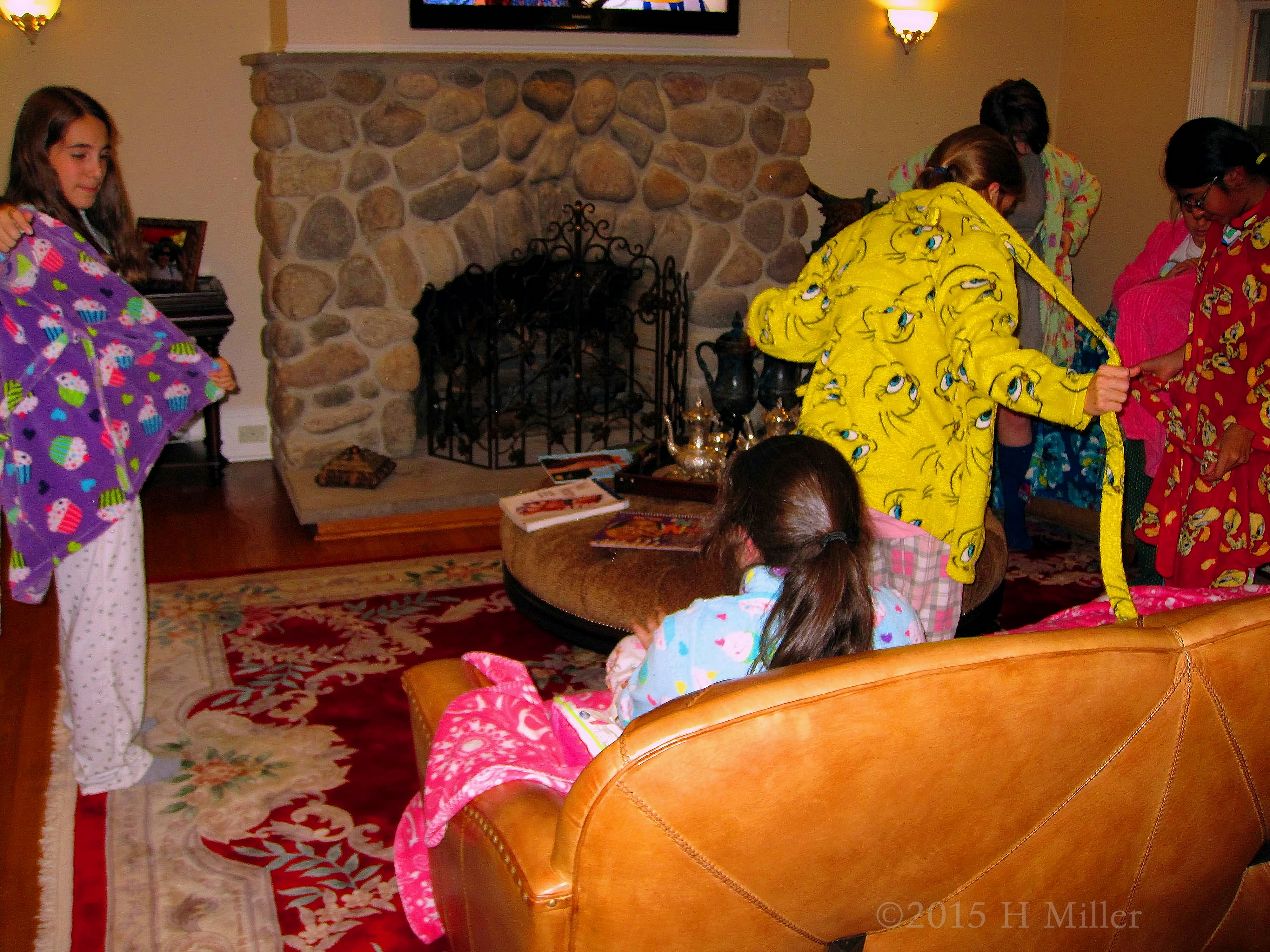 Everyone Gathering Around For Another Group Pic At Isha's Birthday Party Everyone Gathering Around For Another Group Pic At Isha's Birthday Party