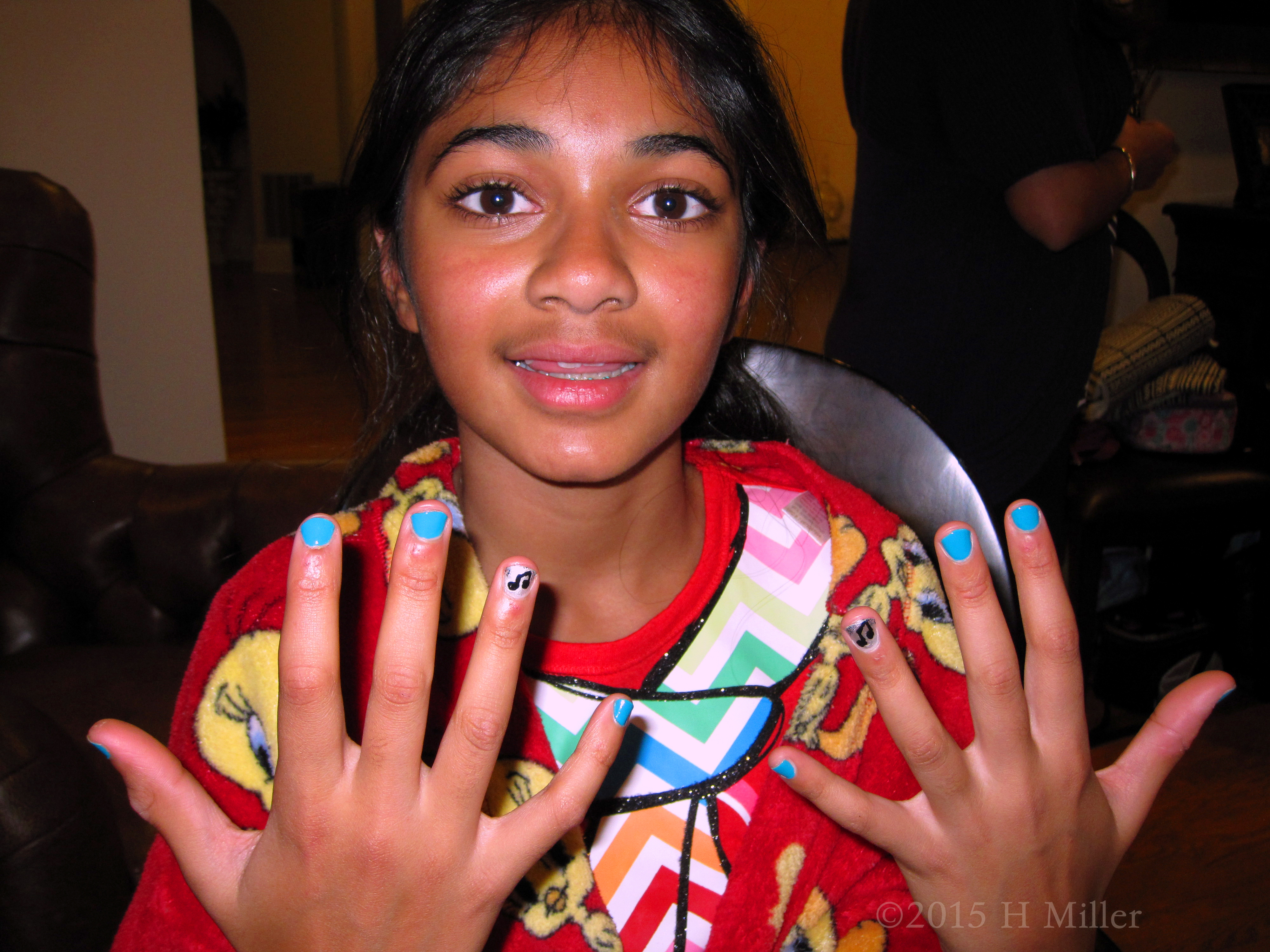 The Birthday Girl's Music Notes Nail Art The Birthday Girl's Music Notes Nail Art