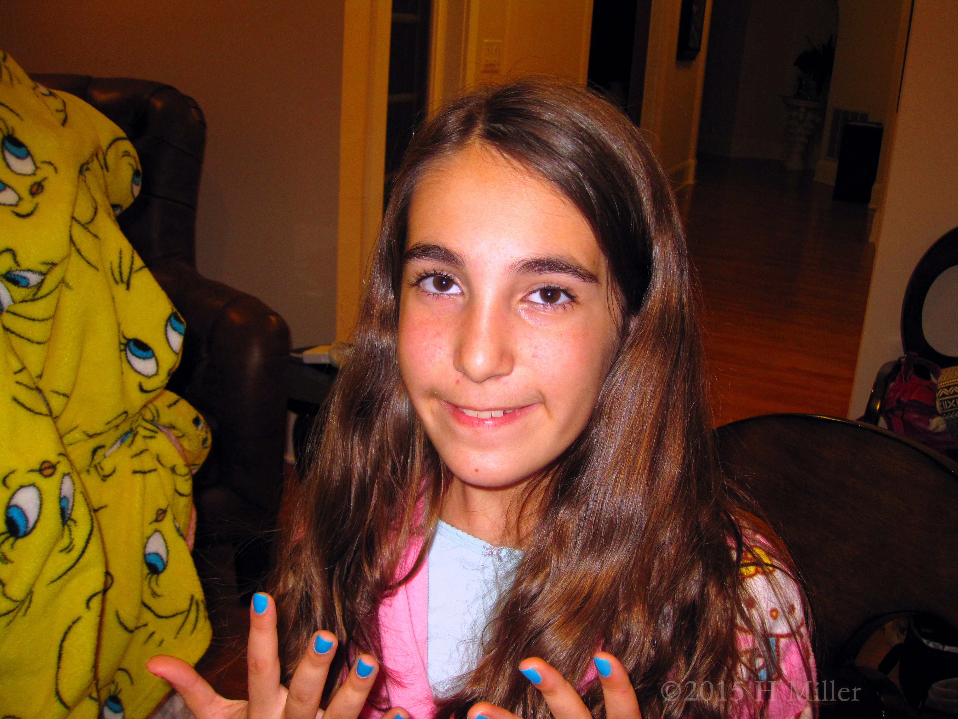 How Pretty Her Nails Are After The Nail Spa How Pretty Her Nails Are After The Nail Spa