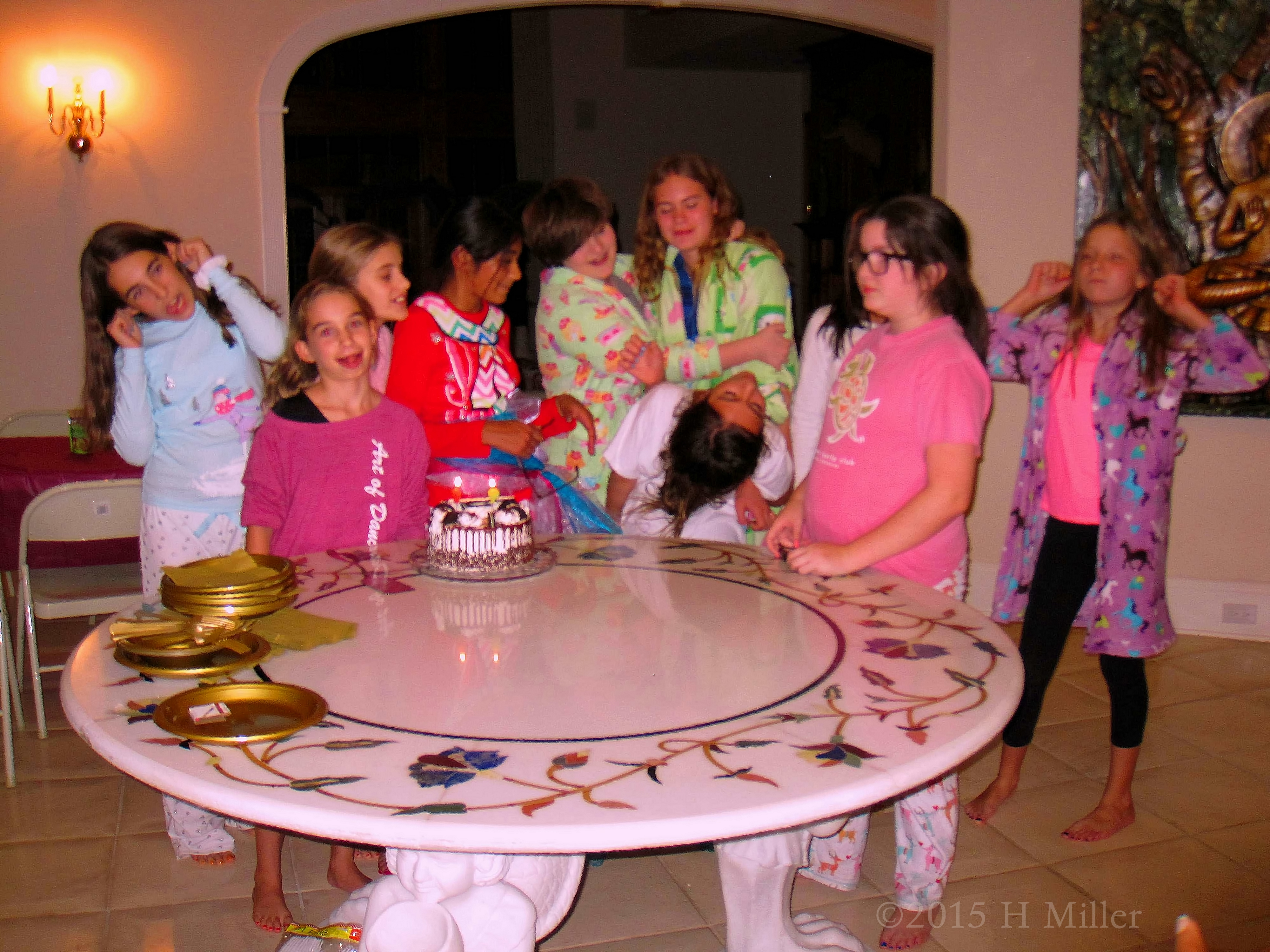 Playing Around By The Cake Playing Around By The Cake