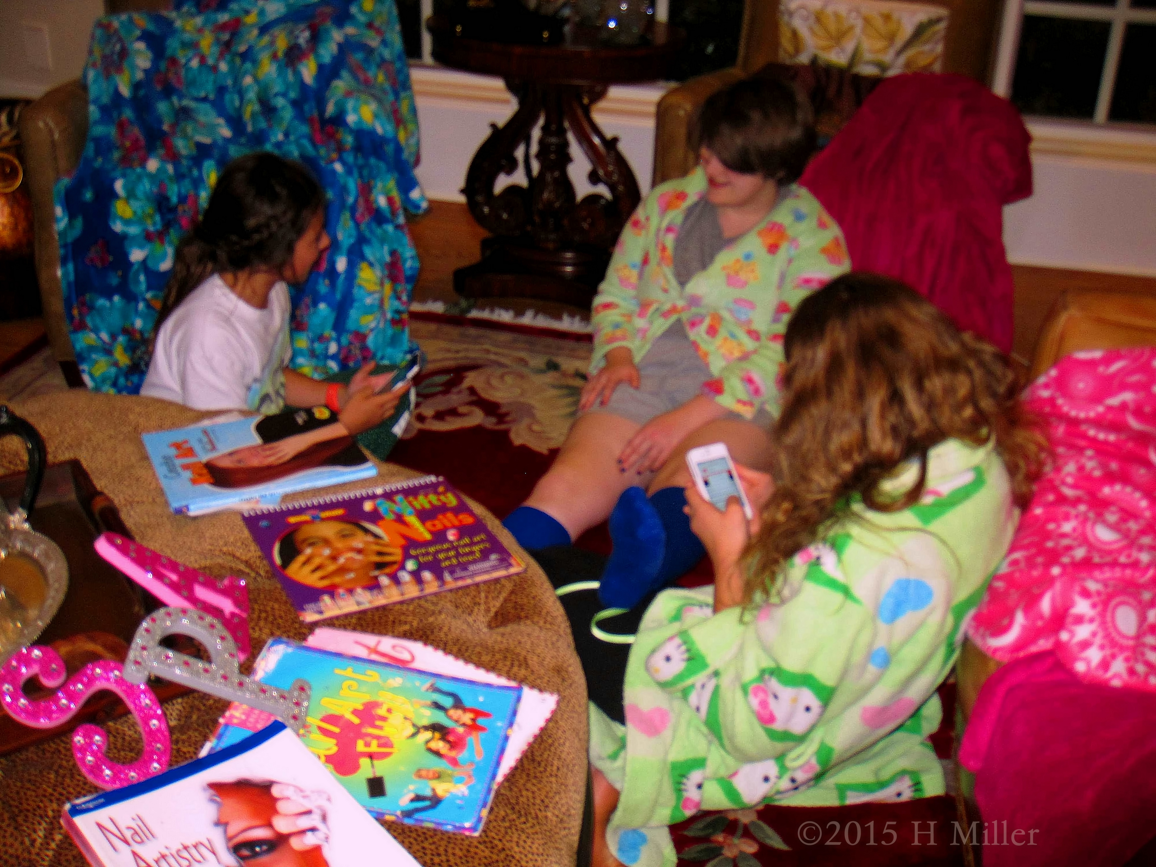 Playing On Their Phones Having Conversations Playing On Their Phones Having Conversations