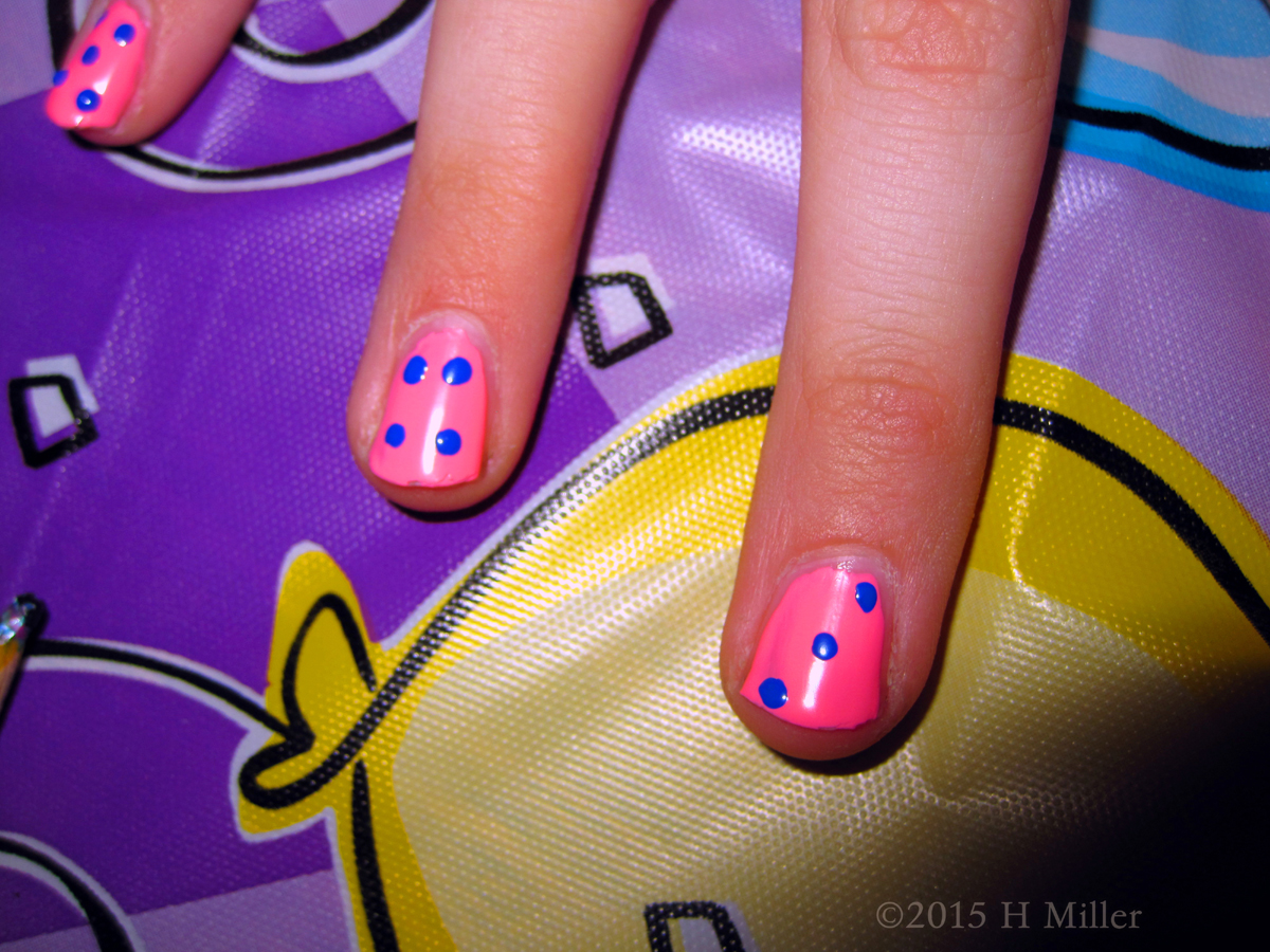 Pink And Blue Dice Nail Design Close Up 