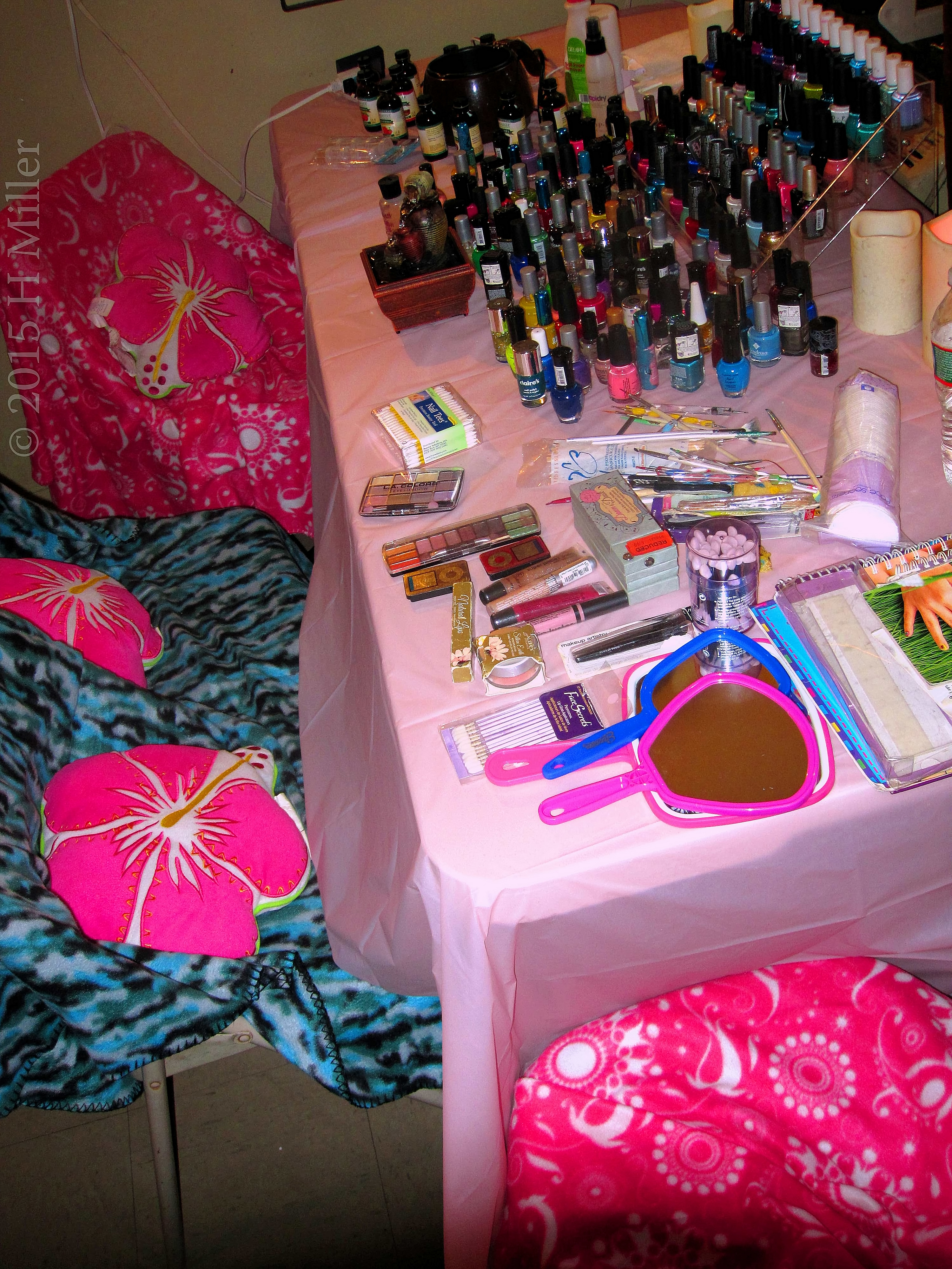 Nail And Makeup Areas Beforea At The Spa Party. Nail And Makeup Areas Beforea At The Spa Party.