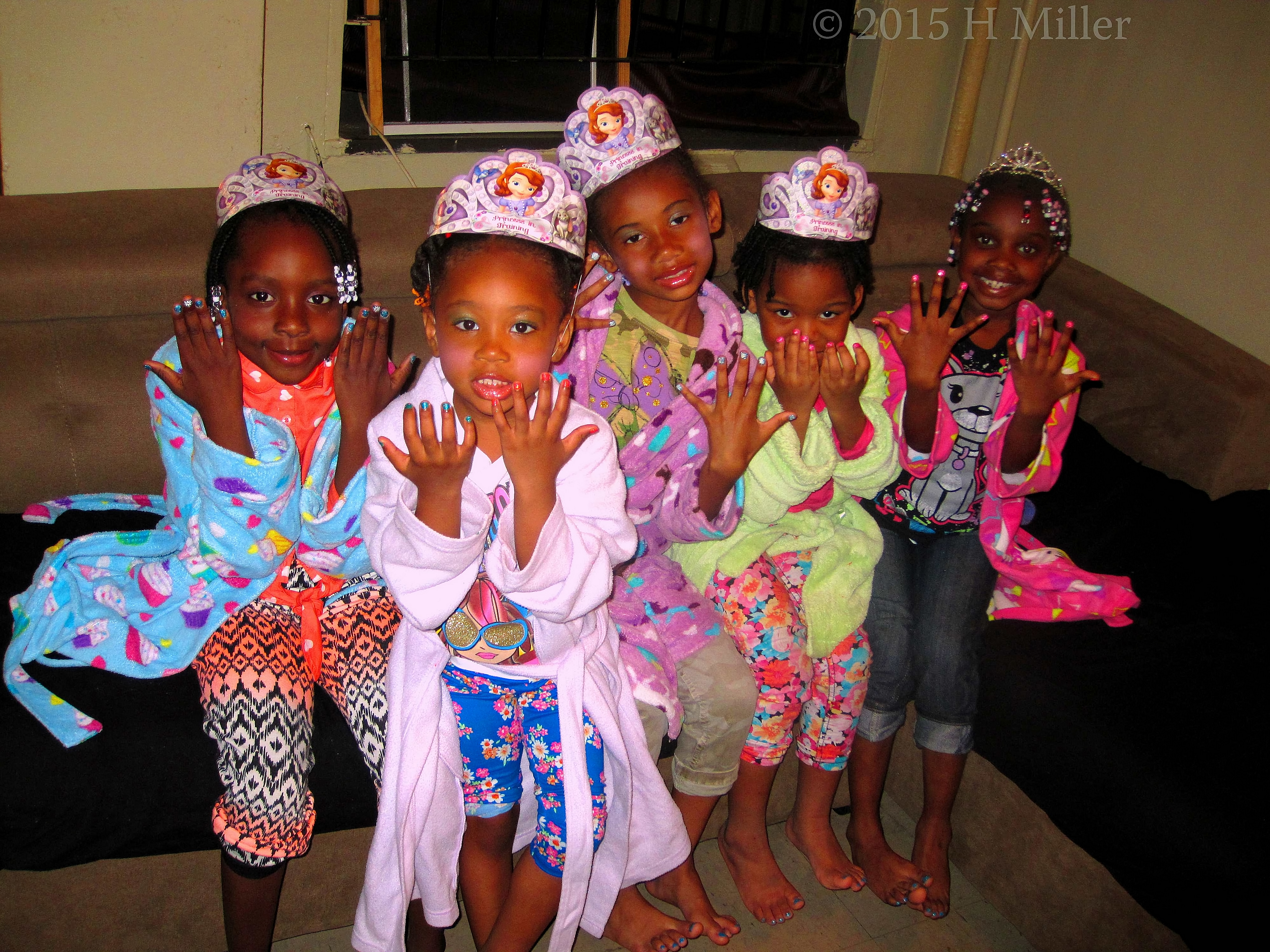 The Spa Birthday Party's Over! The Girls Show Their Crazy New Nails! The Spa Birthday Party's Over! The Girls Show Their Crazy New Nails!