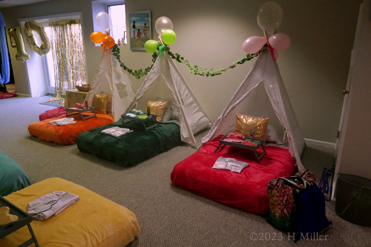 Girls Spa Birthday Party For Izzy And Maddie! 