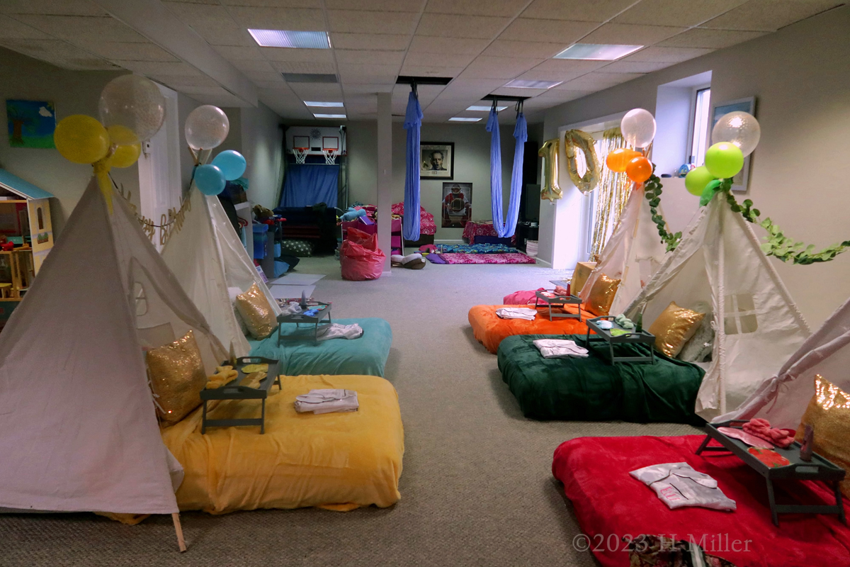 Girls Spa Birthday Party For Izzy And Maddie! 