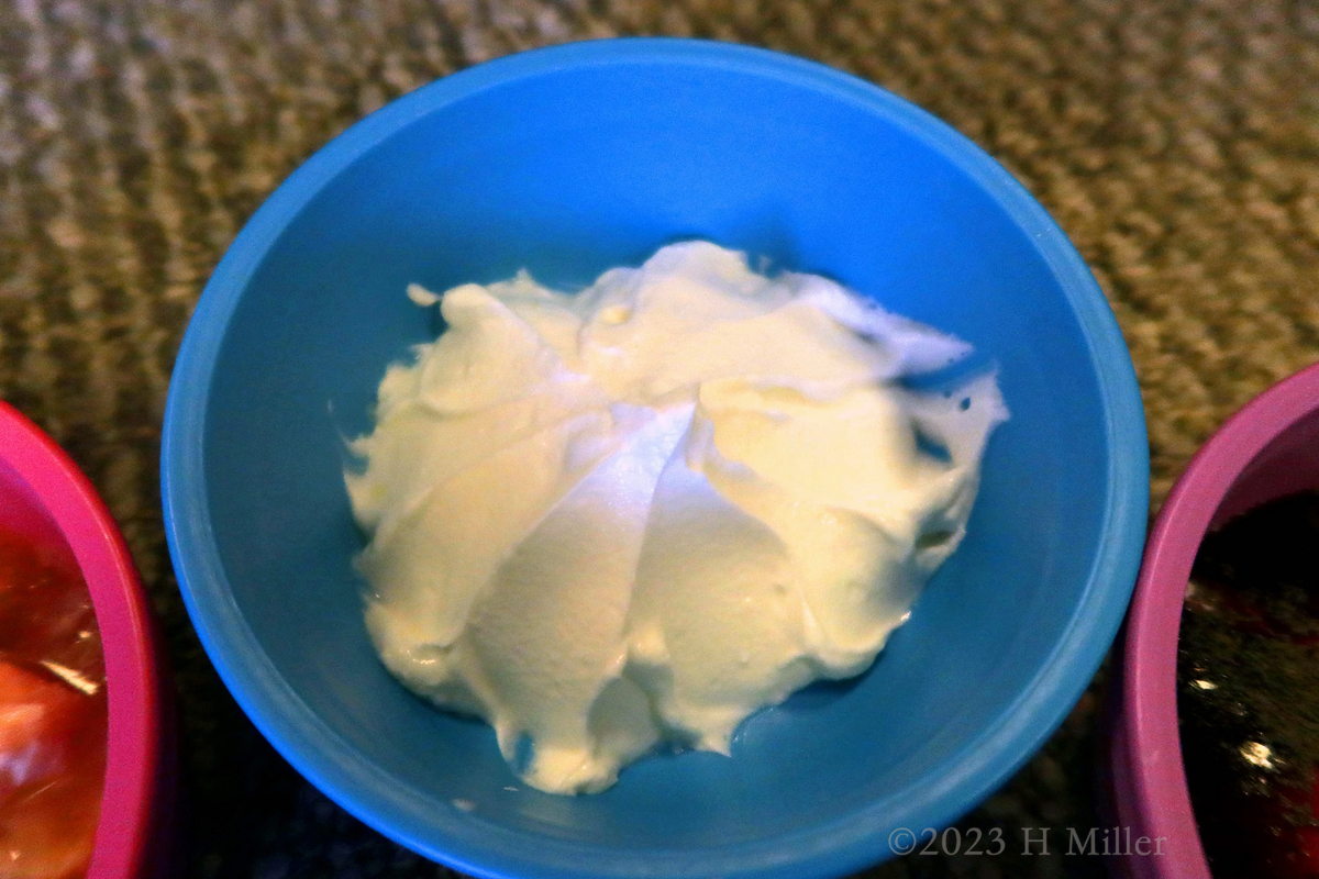 Girls Spa Birthday Party For Izzy And Maddie! 