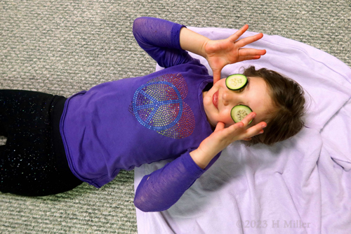 Girls Spa Birthday Party For Izzy And Maddie!