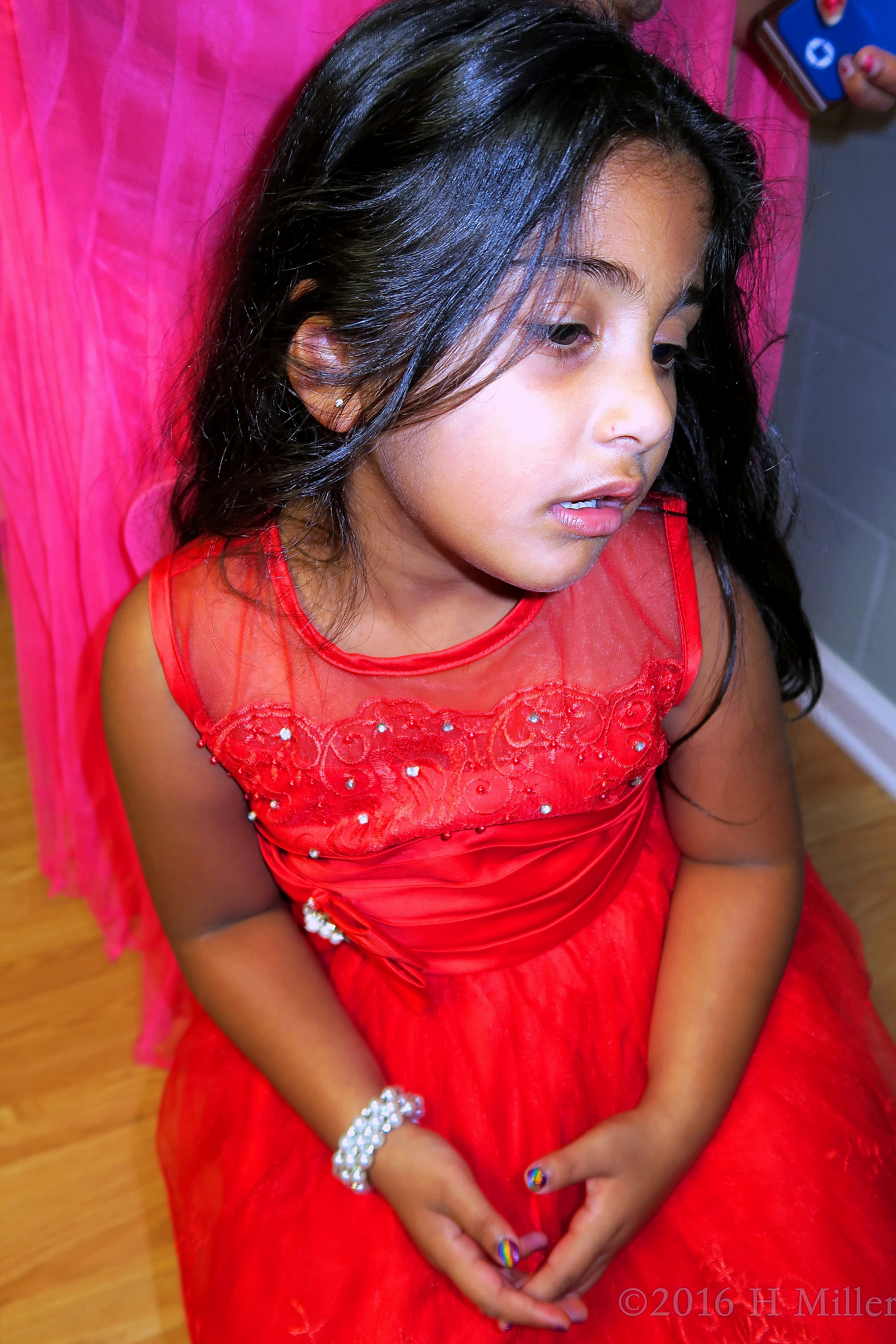 Chilling Out During Kids Home Spa Hairstyles 4 Chilling Out During Kids Home Spa Hairstyles 4