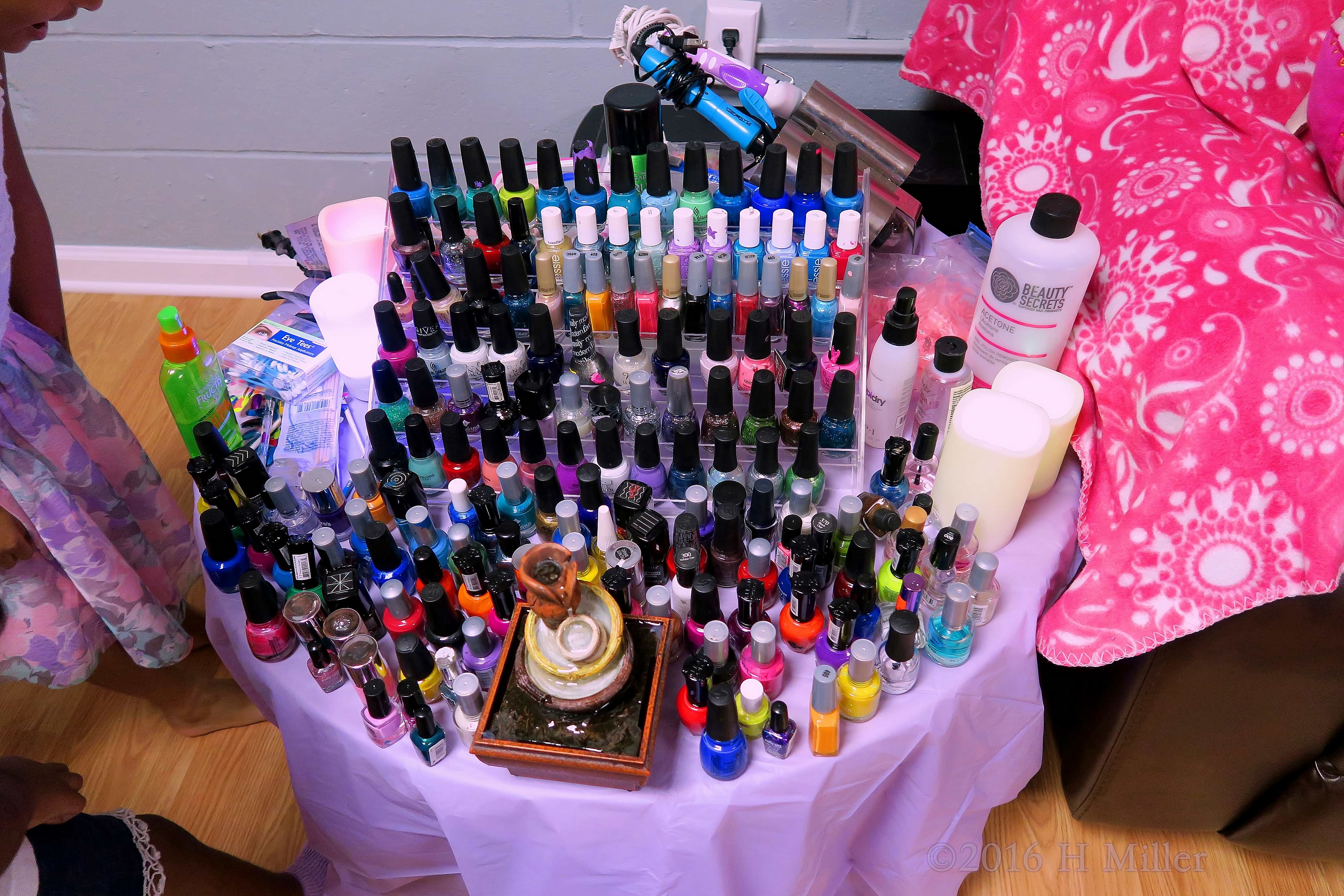 Look At All The Nail Polish! Look At All The Nail Polish!