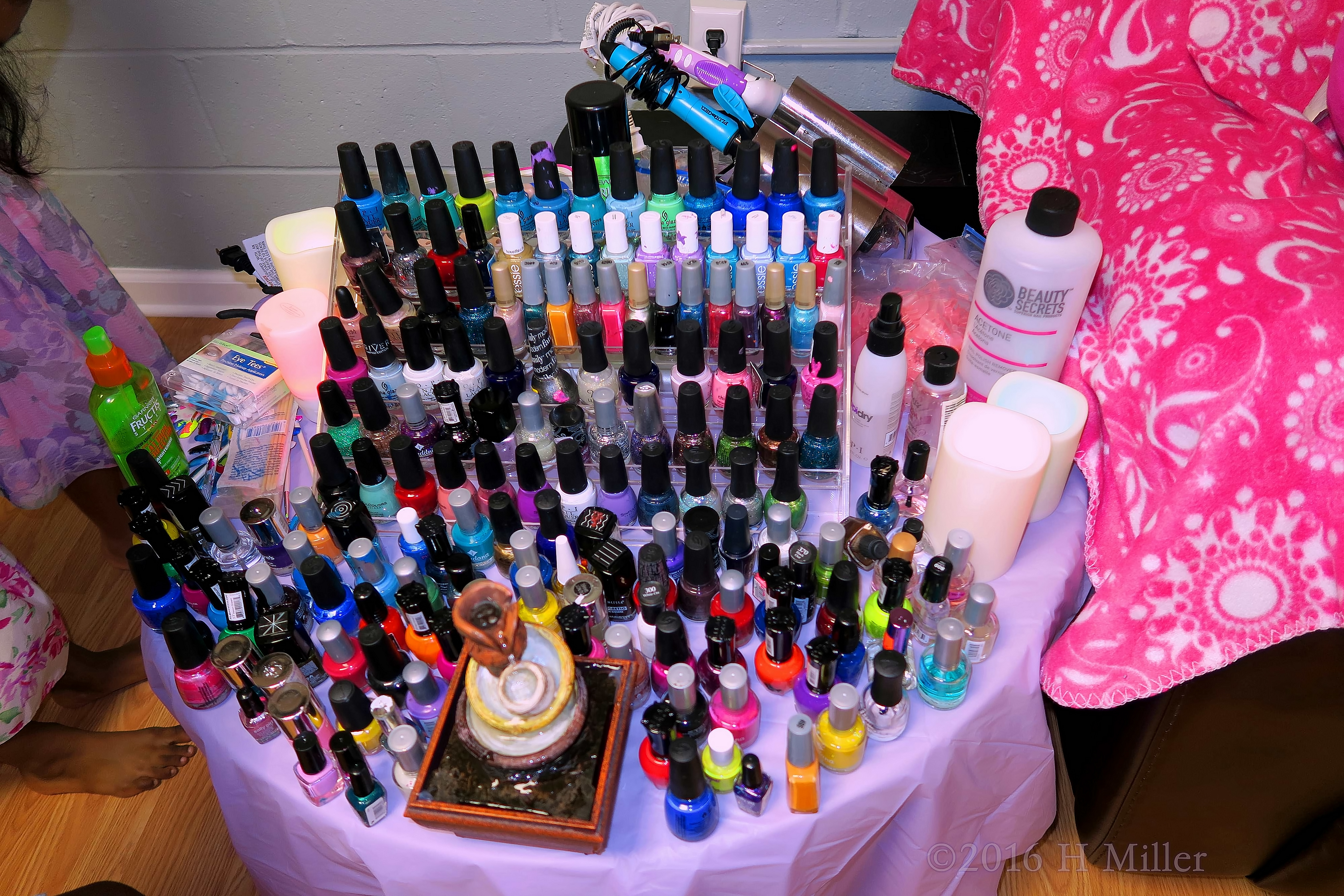 So Much Nail Polish! 