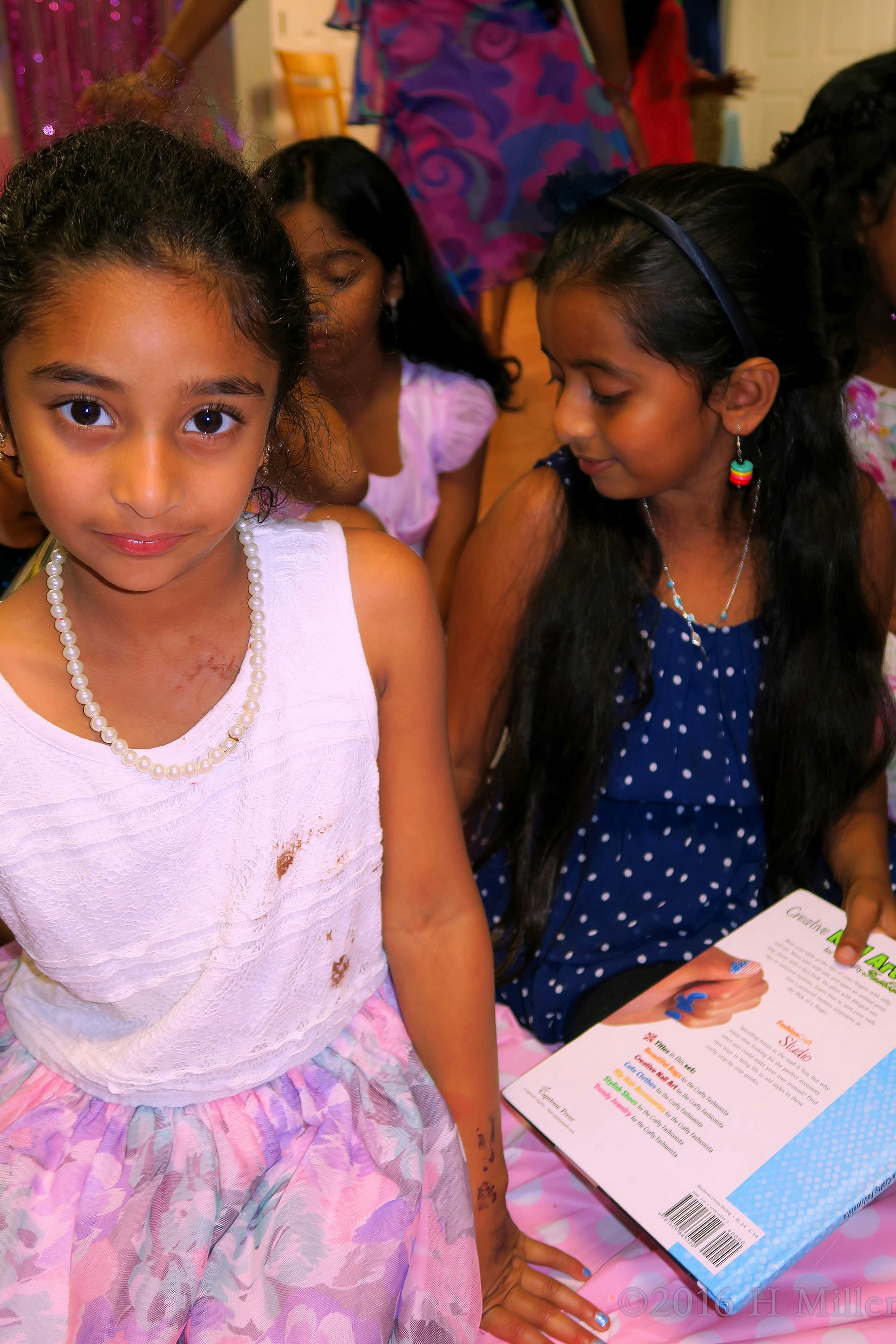 Talking With Friends About Nail Art 4 Talking With Friends About Nail Art 4