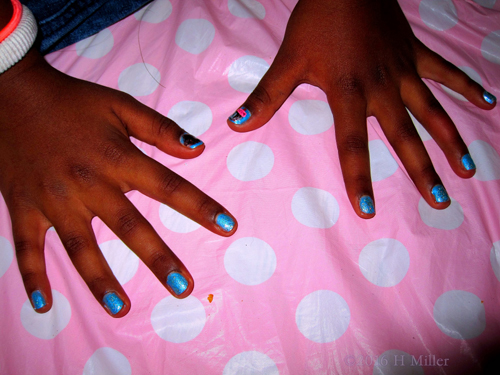 Cool Blue Home Kids Spa Mini Mani Cool Blue Home Kids Spa Mini Mani