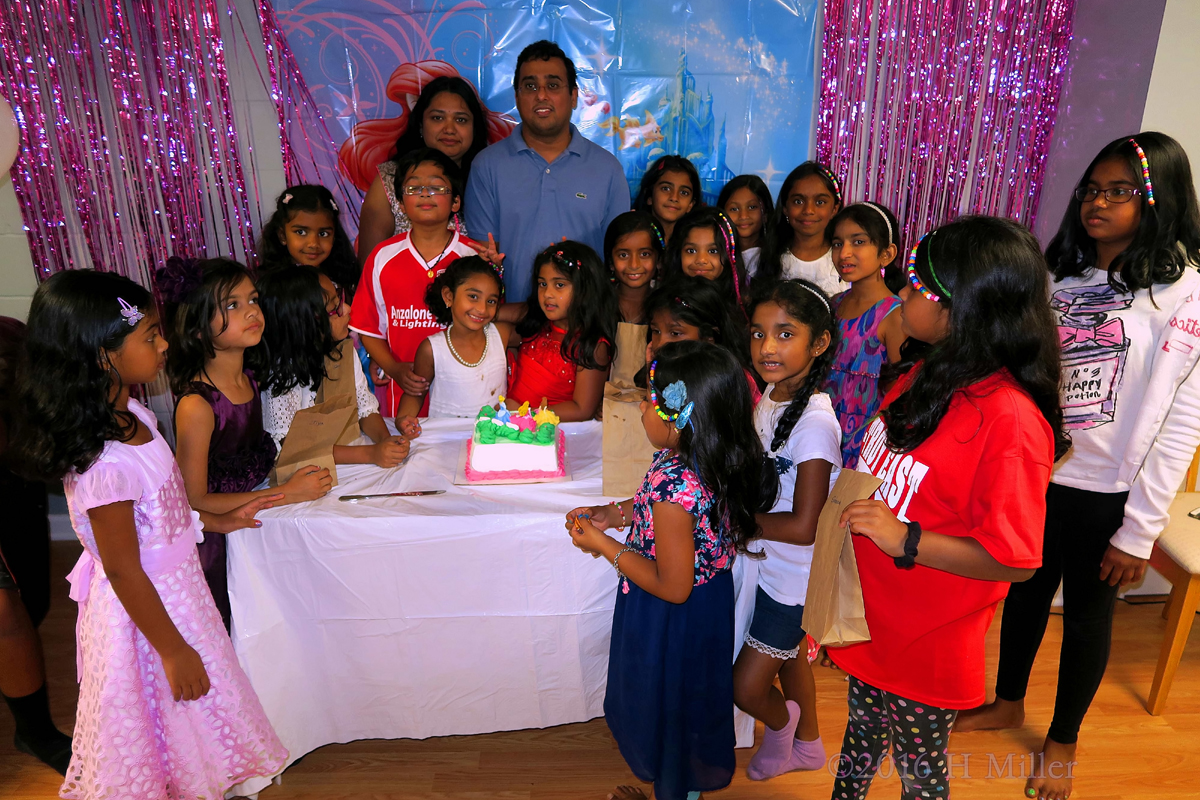 Group Photo Around The Kids Spa Birthday Cake! 