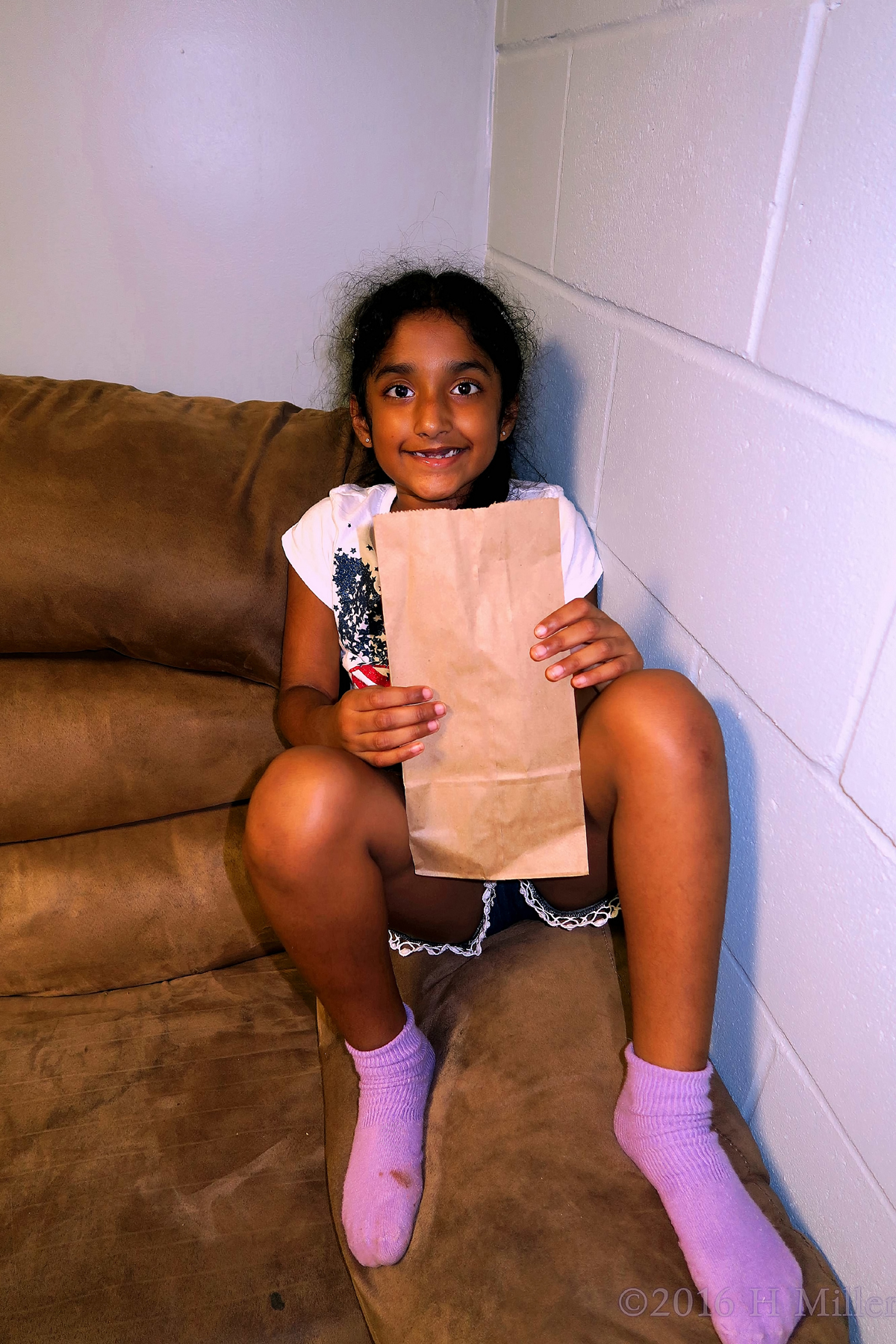 Holding Her Spa Crafts 