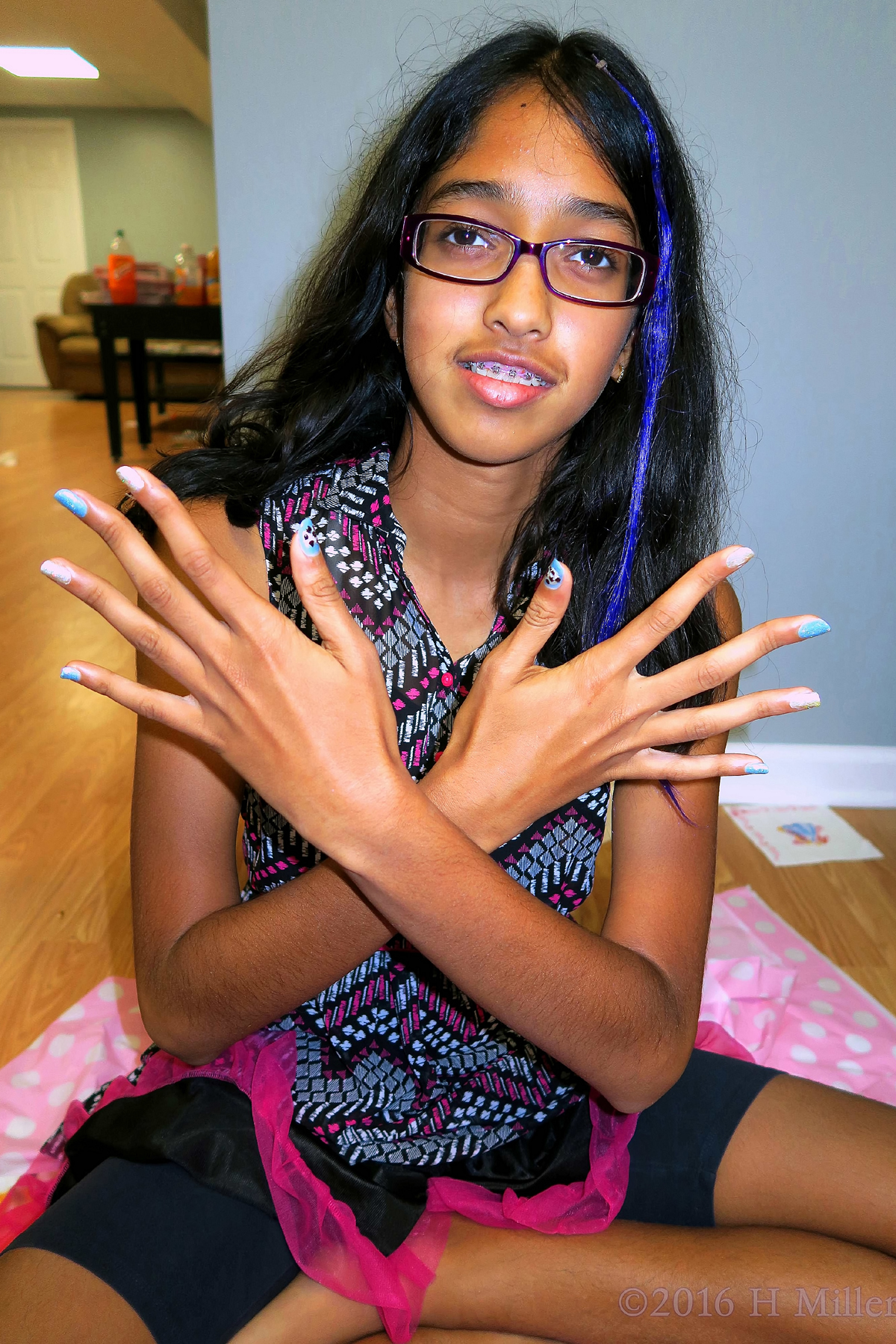 She Loves Her Spa Party Manicure! 