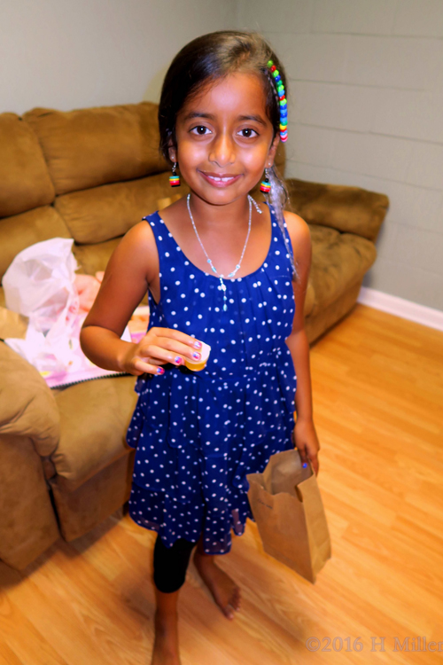 Chilling During The Kids Spa Party Chilling During The Kids Spa Party