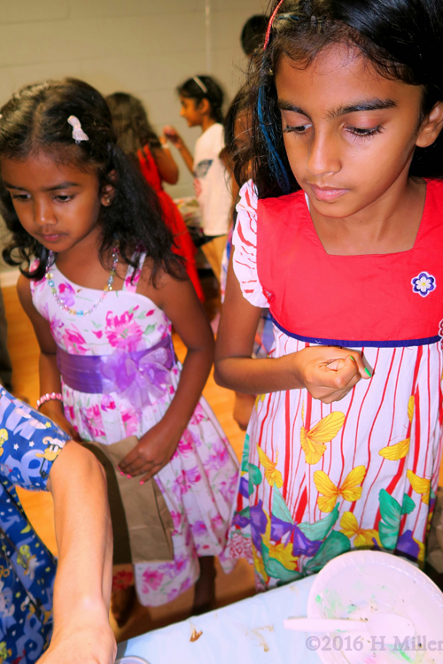 Looking At The Spa Crafts Looking At The Spa Crafts