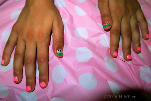 Sweet Watermelon Manicure Nail Art Sweet Watermelon Manicure Nail Art