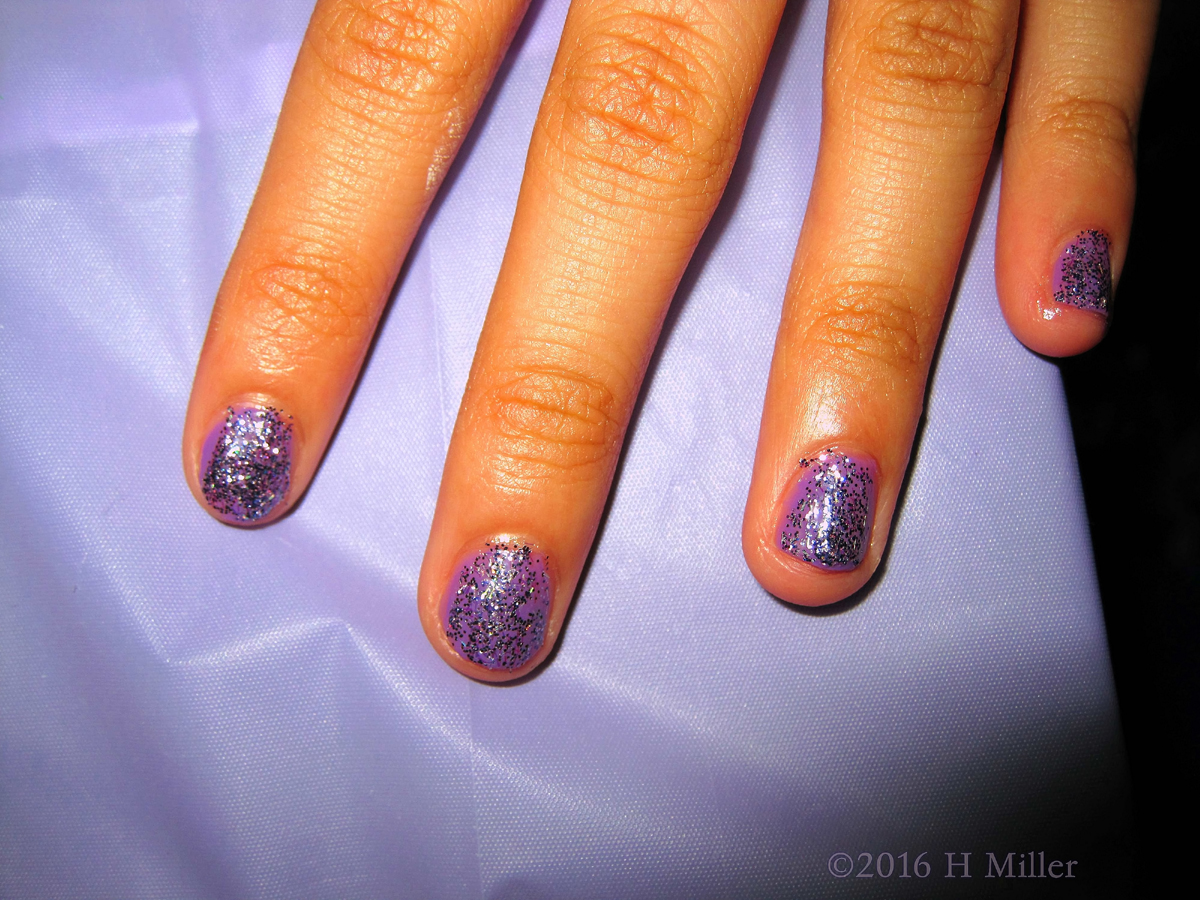 Awesome Sparkly Purple Kids Mani