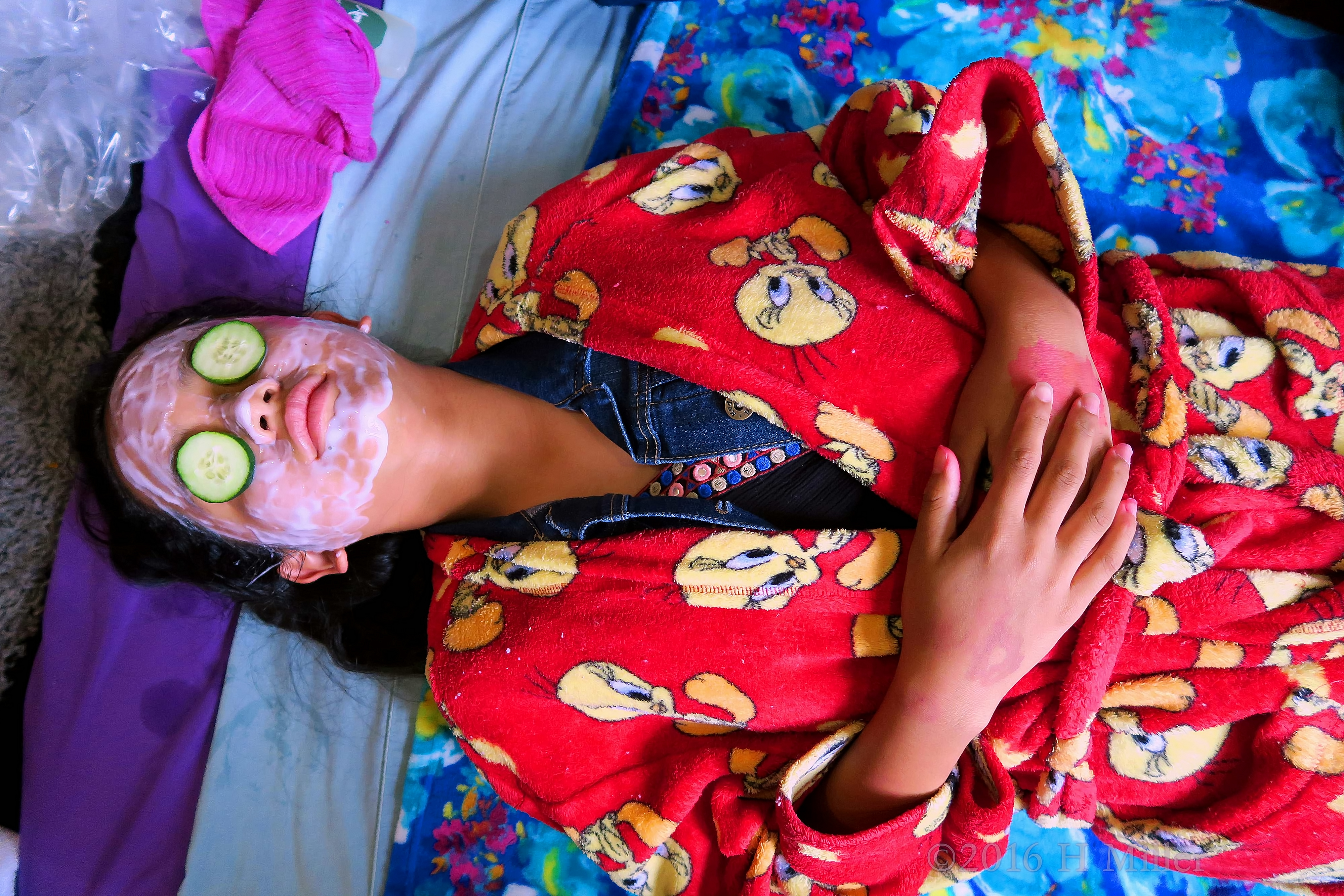 Relaxing With Her Vanilla Yogurt Kids Home Facial Relaxing With Her Vanilla Yogurt Kids Home Facial