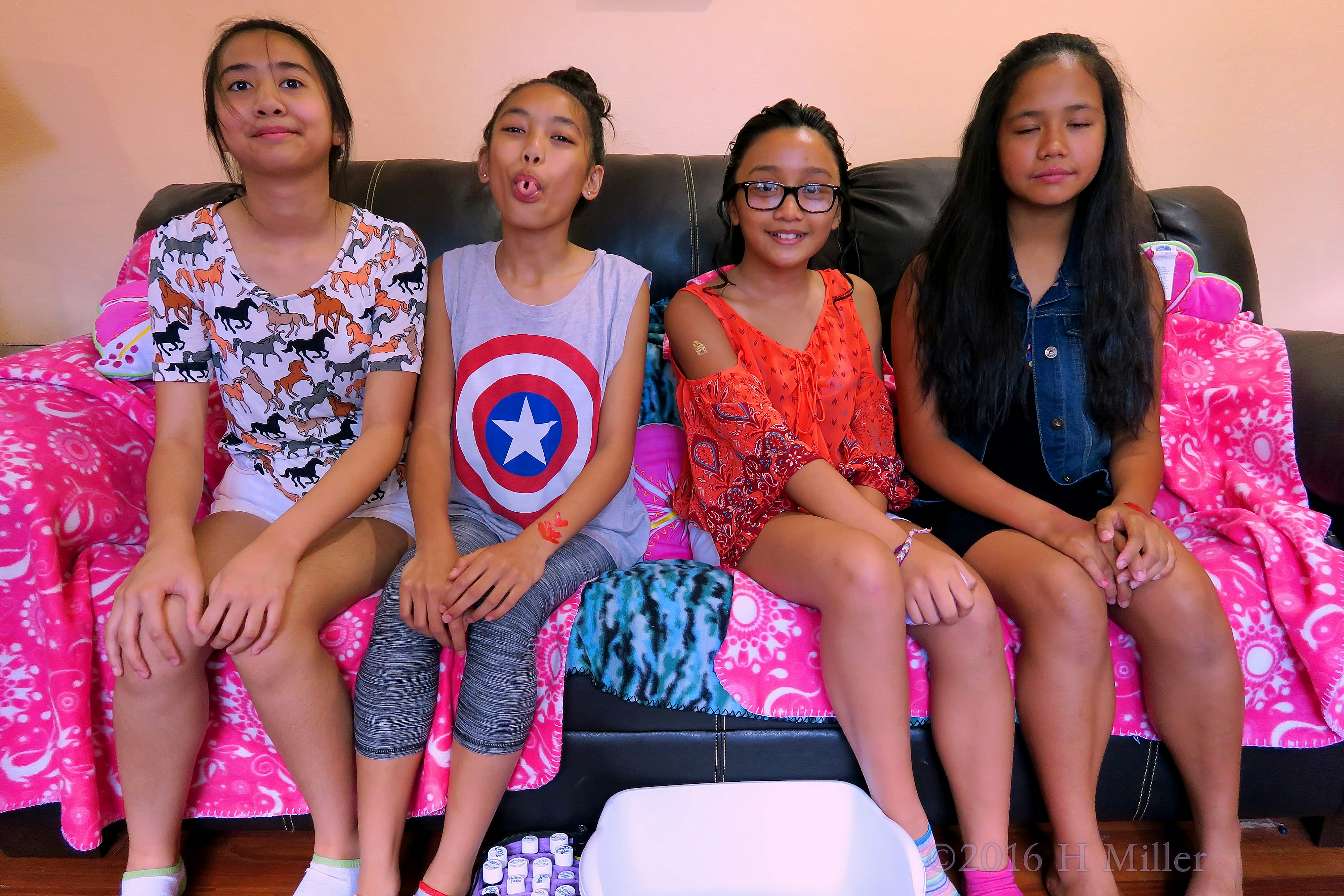 Silly Face Group Kids Spa Photo! Silly Face Group Kids Spa Photo!