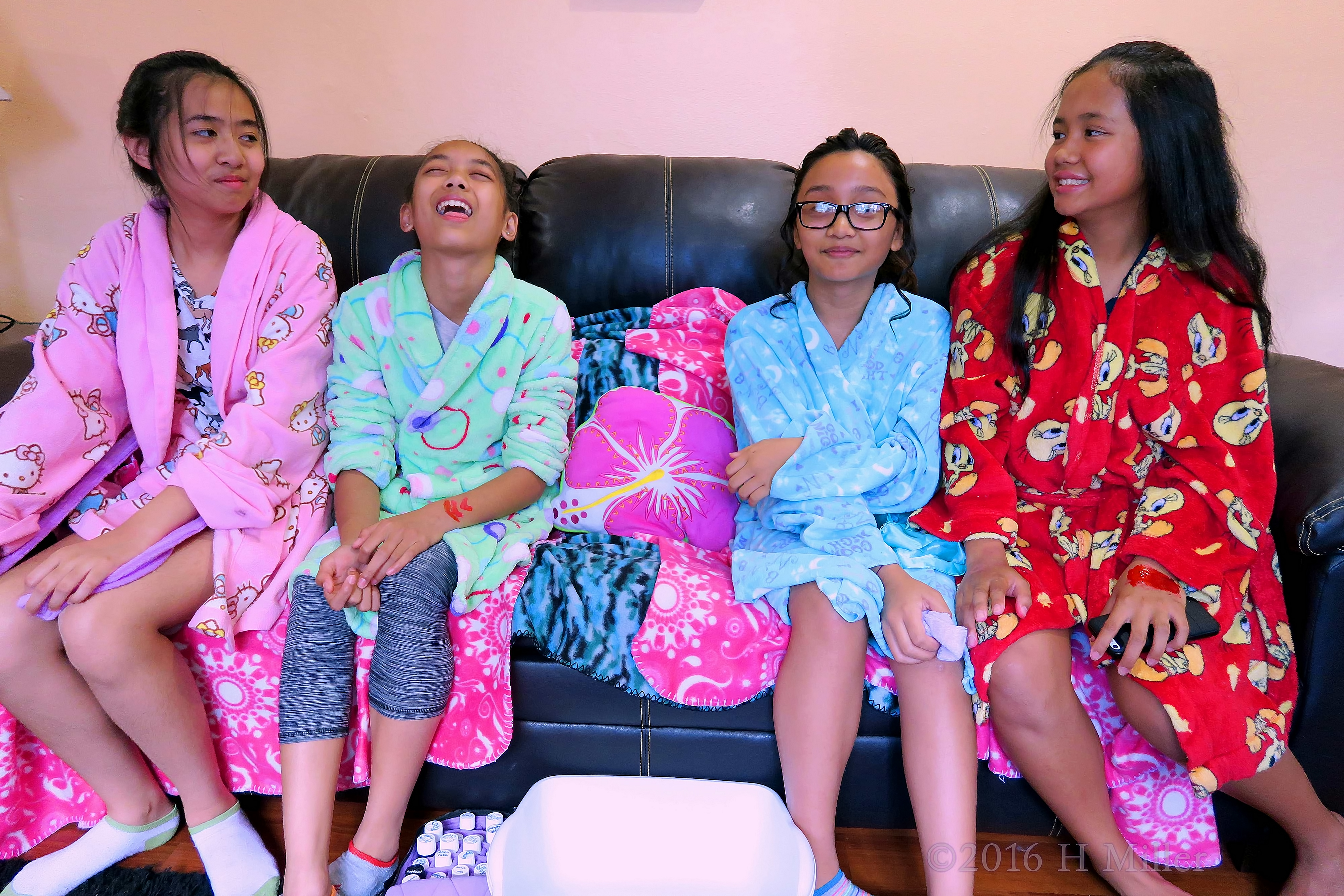 Smiling Wide And Ready For The Kids Spa Party! Smiling Wide And Ready For The Kids Spa Party!