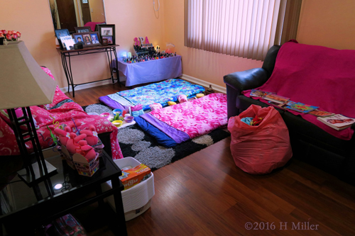 The House Is Now A Kids Spa! The House Is Now A Kids Spa!