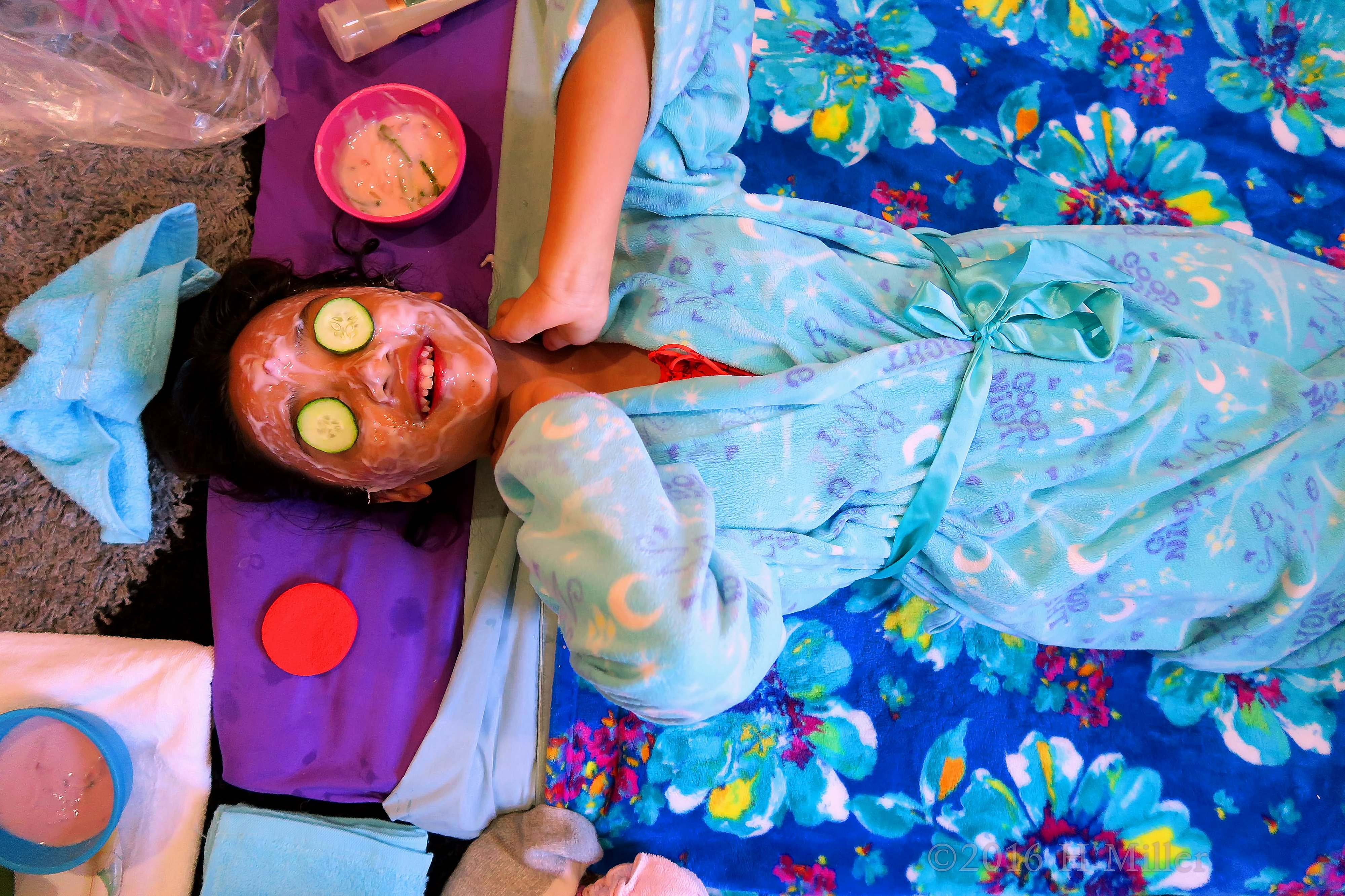 She Loves Her At Home Spa Kids Facial She Loves Her At Home Spa Kids Facial