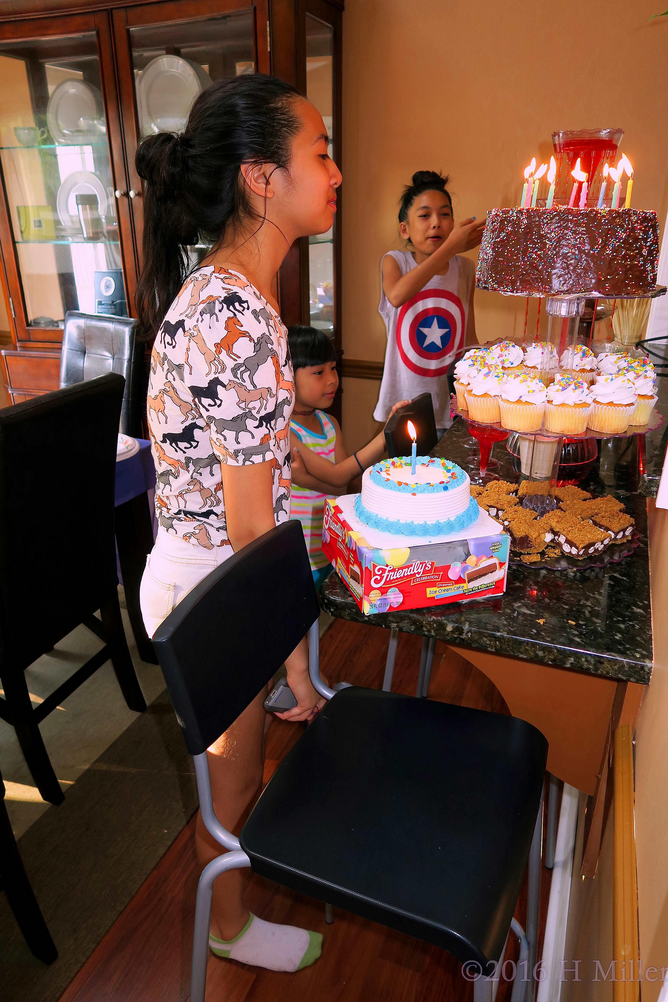 So Many Yummy Treats! So Many Yummy Treats!