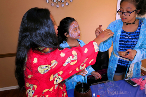 Fun Home Kids Spa Crafts During Facials Fun Home Kids Spa Crafts During Facials