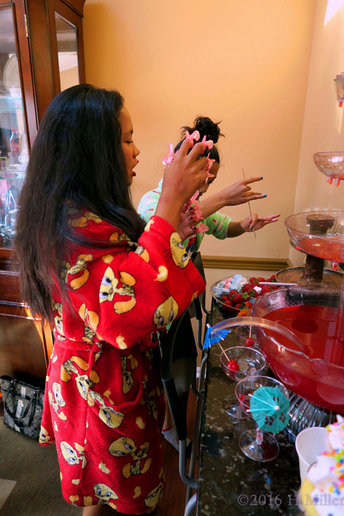 Hanging Out By The Snack Table Hanging Out By The Snack Table